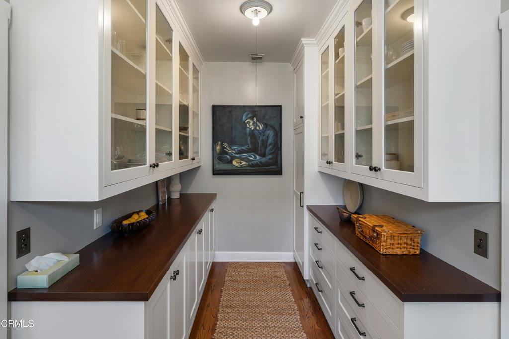 690 Prospect Boulevard
