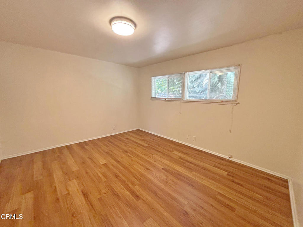 210 W Woodruff Avenue