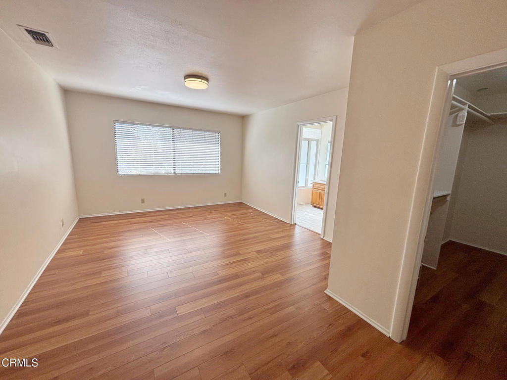 210 W Woodruff Avenue