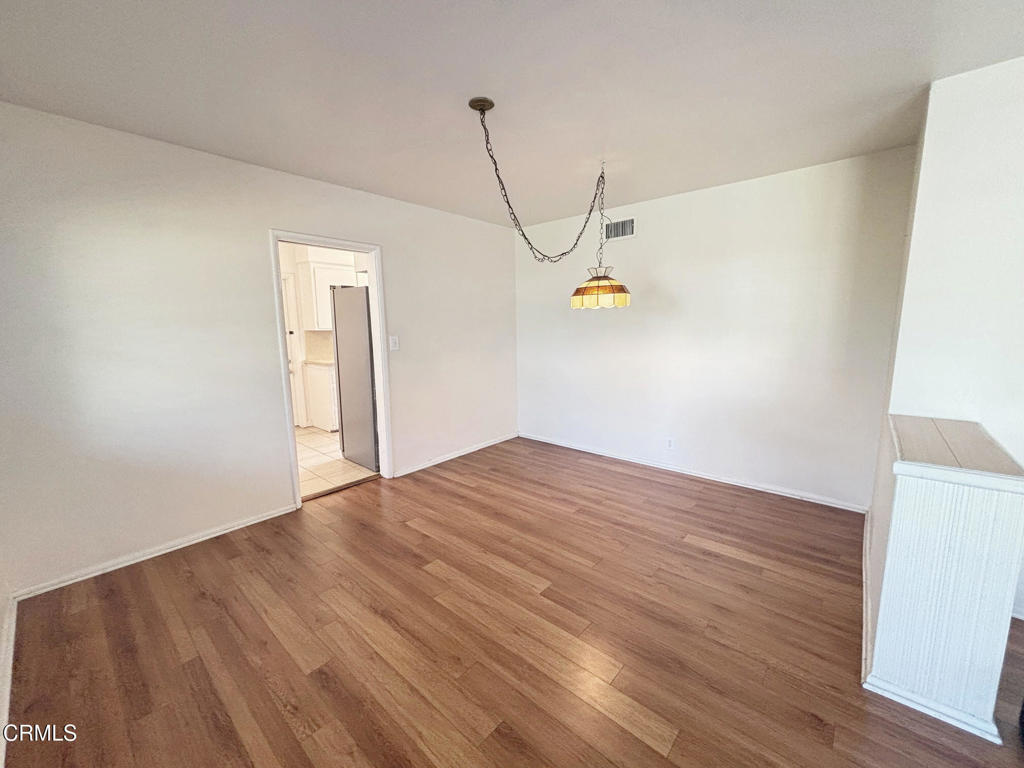 210 W Woodruff Avenue