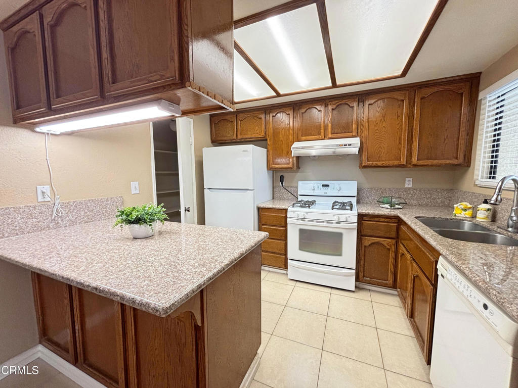 1223 Porto Grande Drive 4