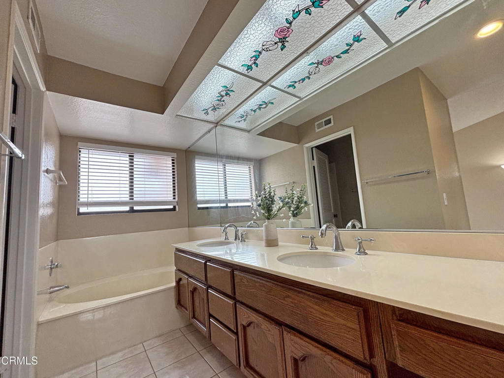 1223 Porto Grande Drive 4