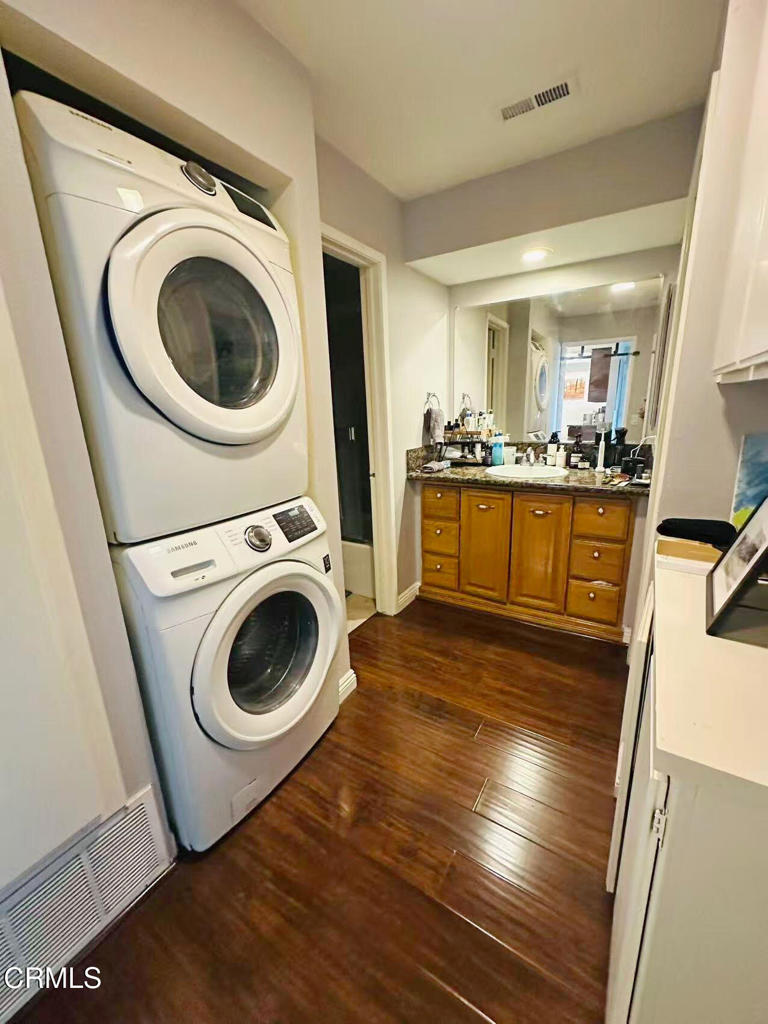 1181 Packers Circle 118