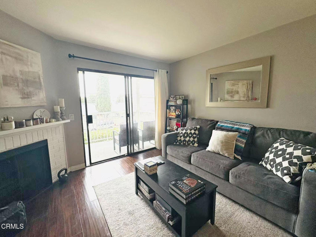 1181 Packers Circle 118