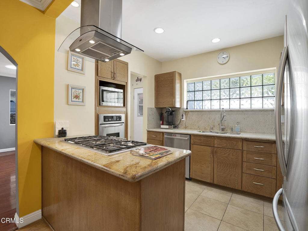 5183 Maison Avenue