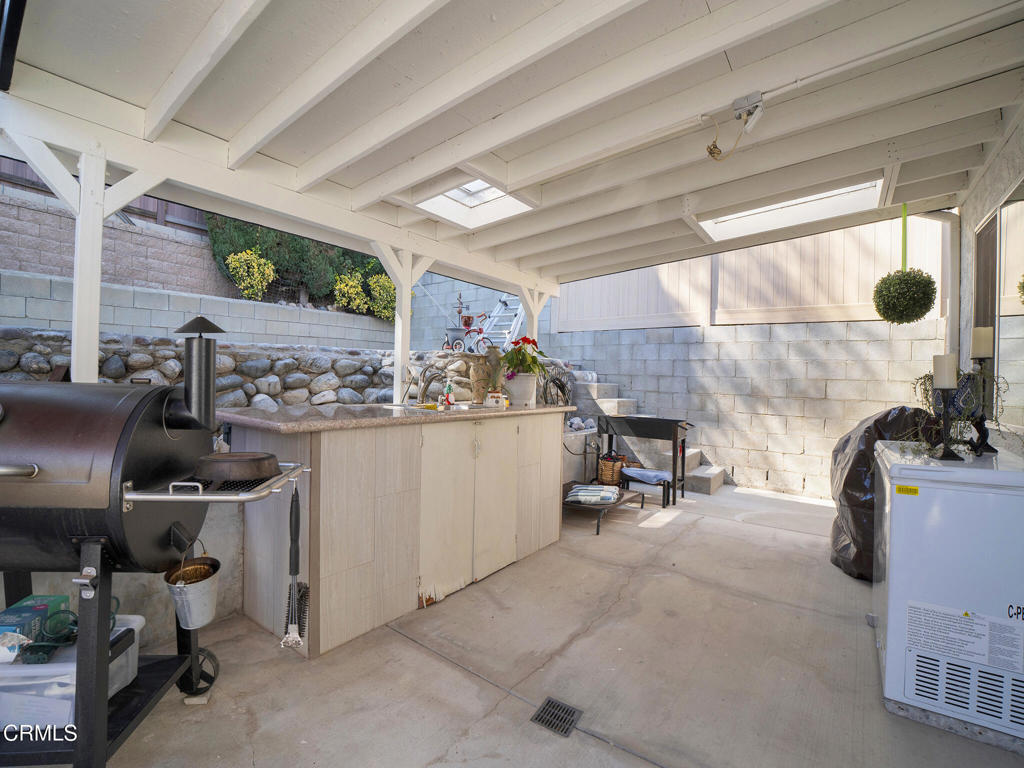 5183 Maison Avenue