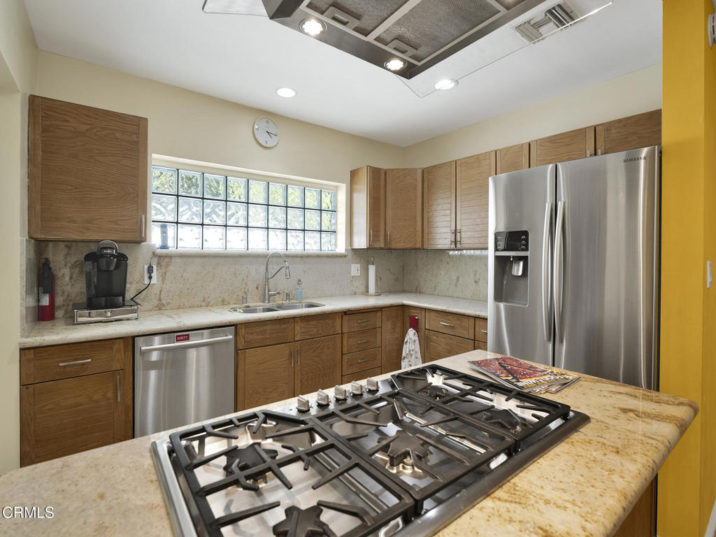 5183 Maison Avenue