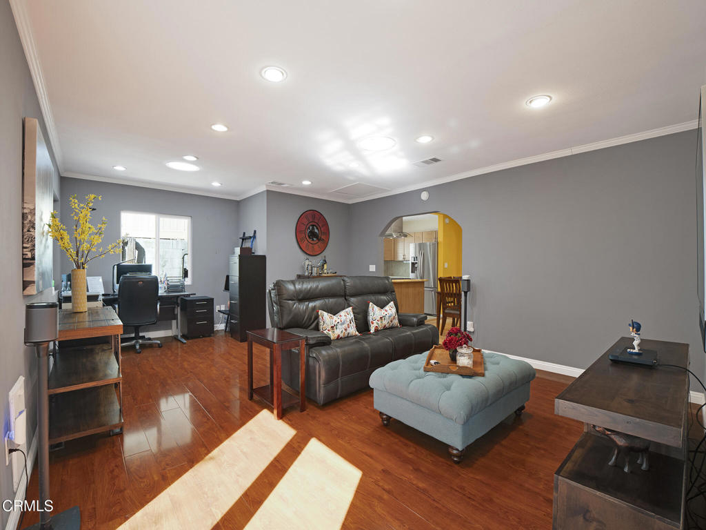 5183 Maison Avenue