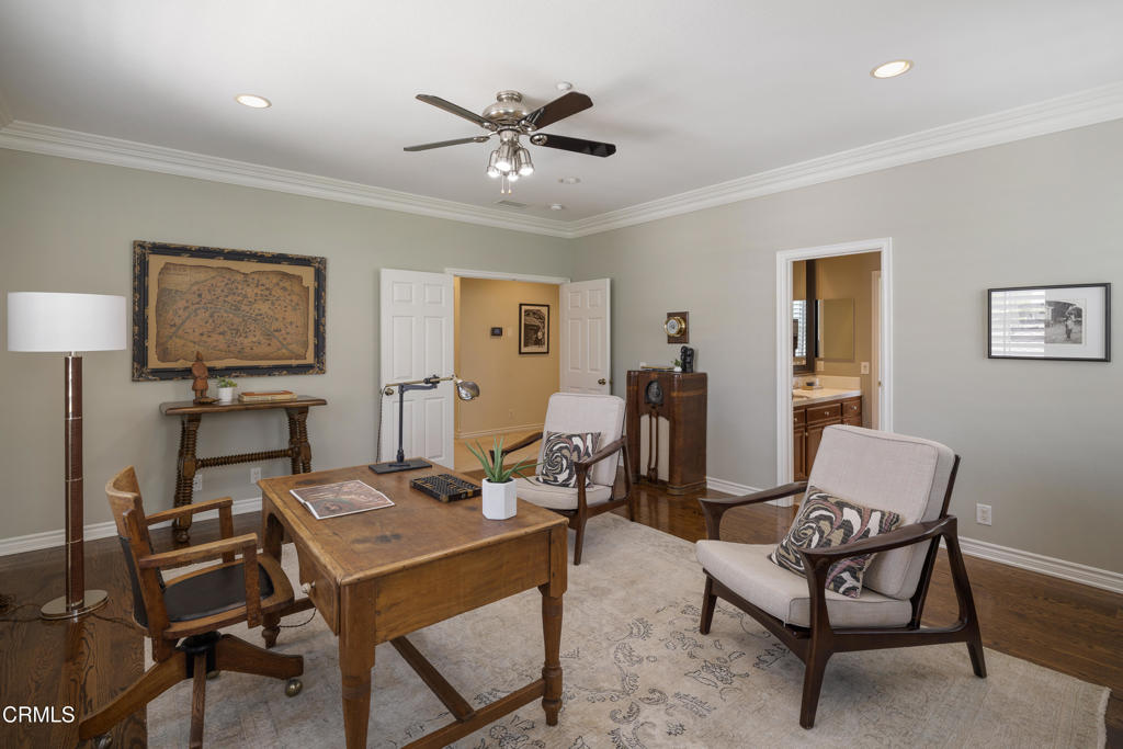 2741 Sleepy Hollow Place