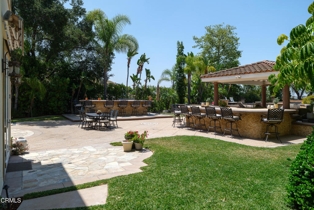 2741 Sleepy Hollow Place