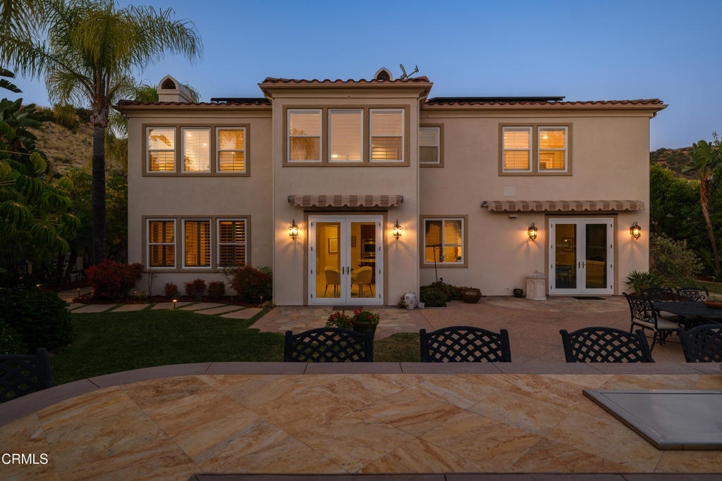 2741 Sleepy Hollow Place