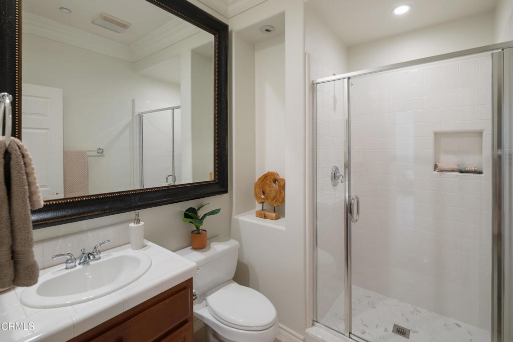 2741 Sleepy Hollow Place