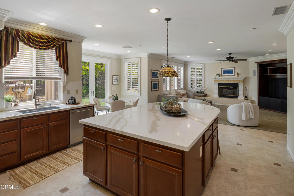 2741 Sleepy Hollow Place