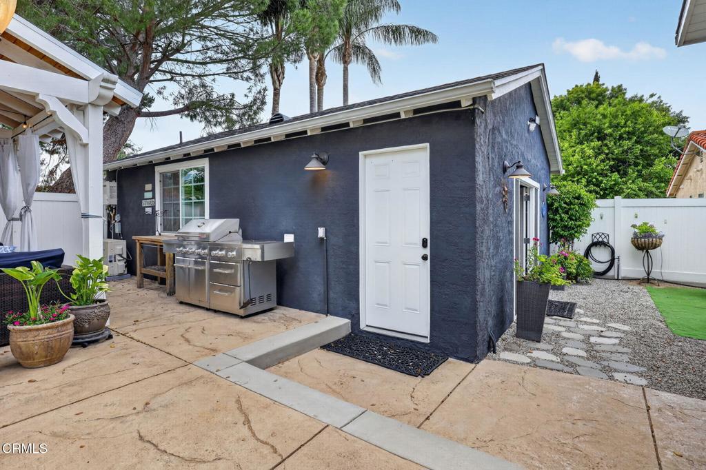 25067 Everett Drive