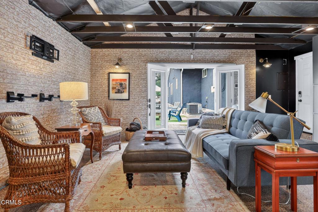 25067 Everett Drive