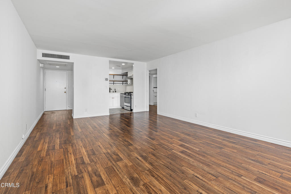 800 W 1st Street 2107