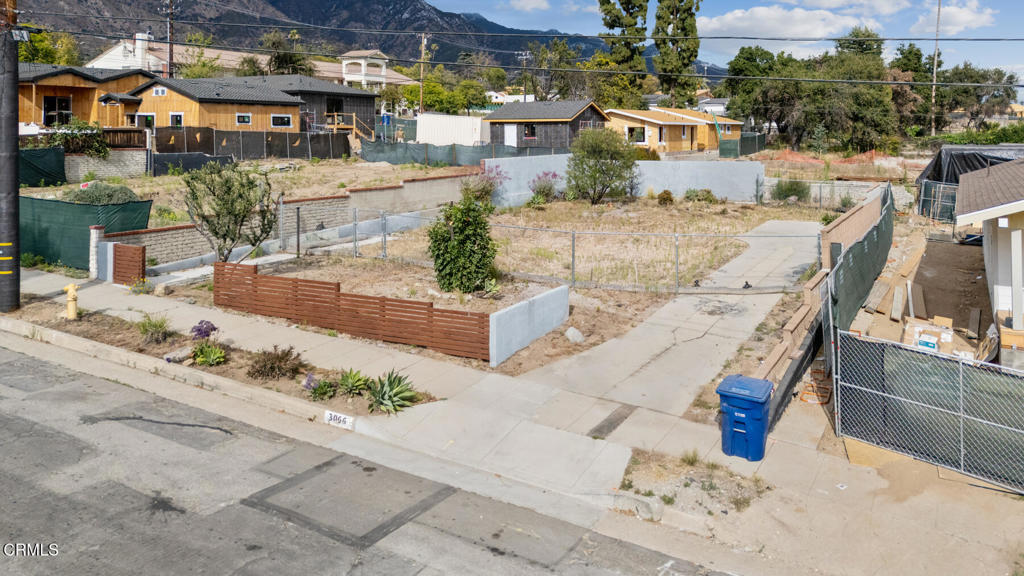 3066 Glenrose Avenue