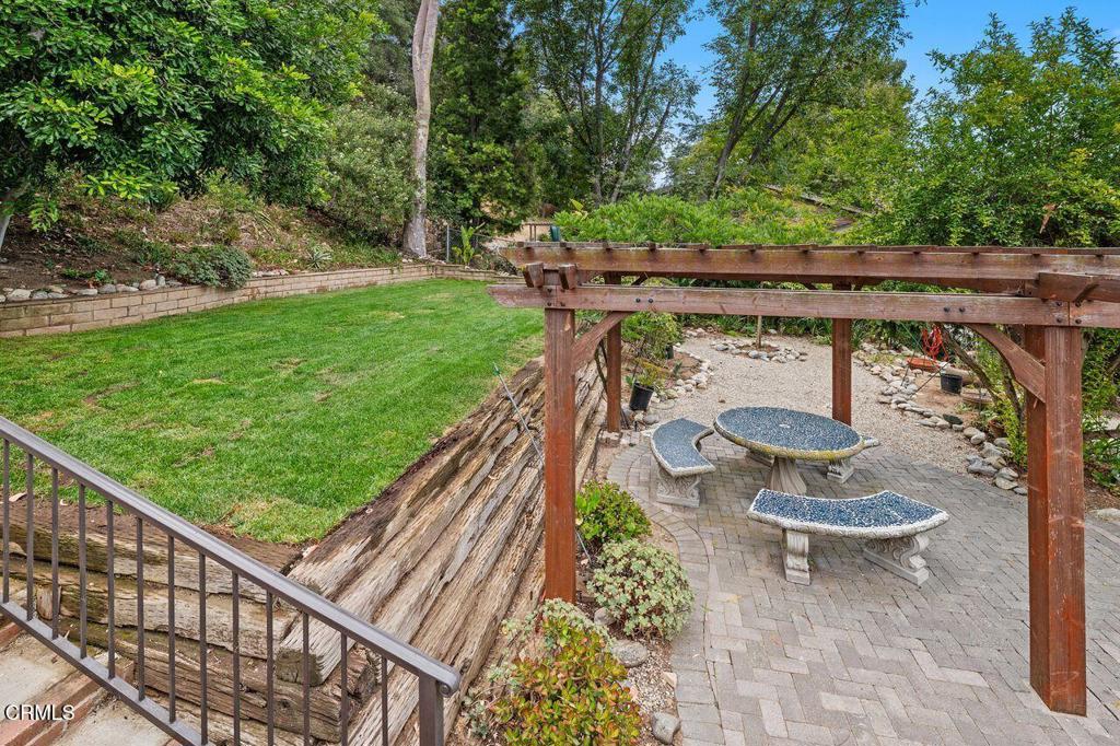 494 California Terrace