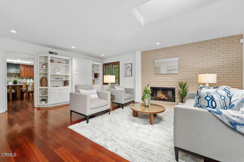 494 California Terrace