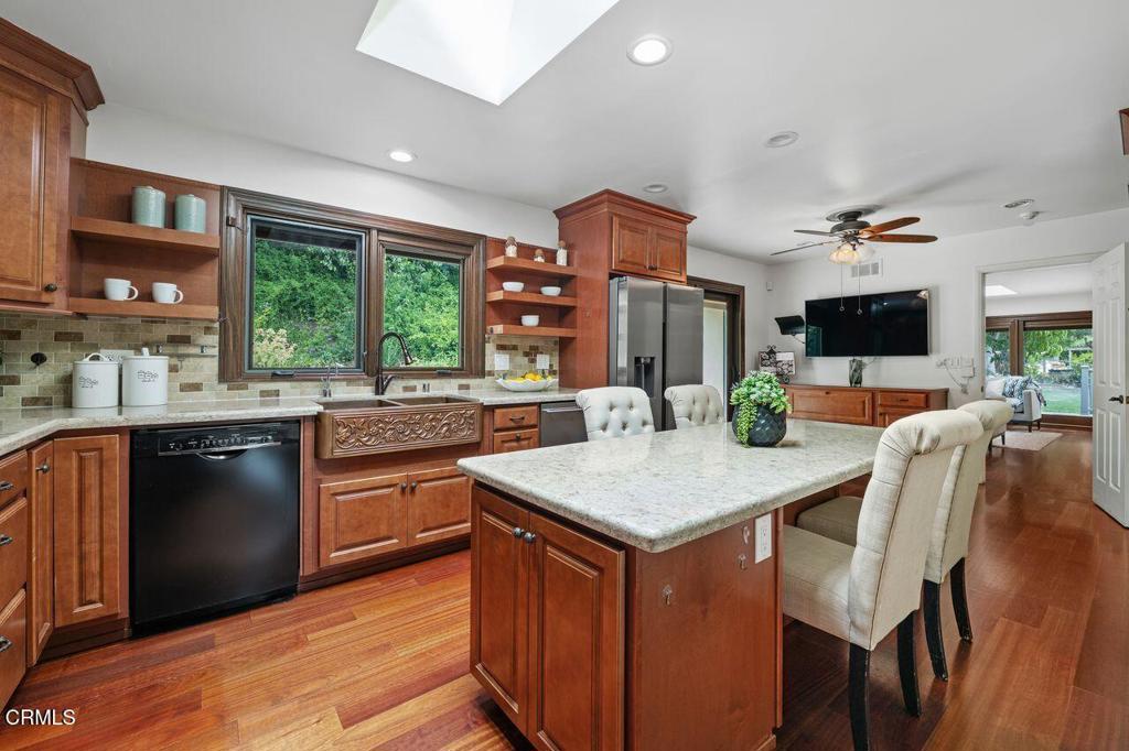 494 California Terrace