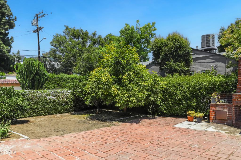 1544 Angelus Avenue