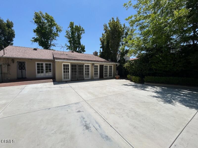 1285 Lorain Road