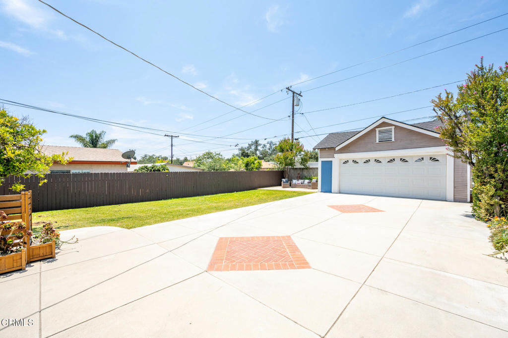 1151 Rose Avenue