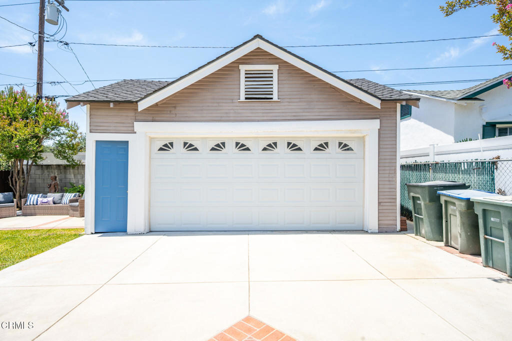 1151 Rose Avenue