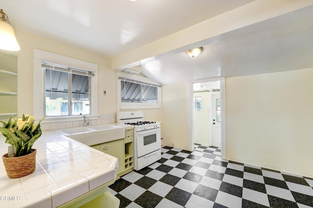 505 E Olive Avenue