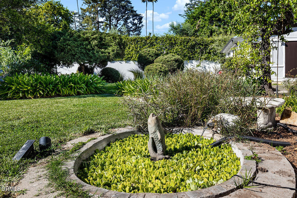 1275 New York Drive