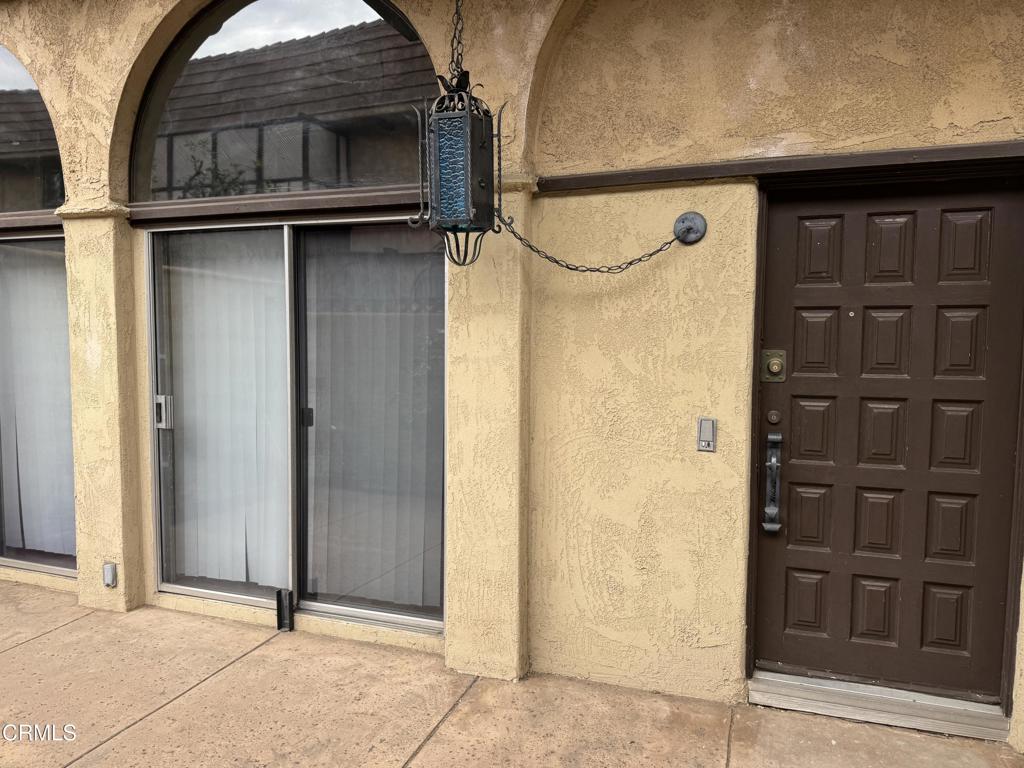 113 N Almansor Street 26