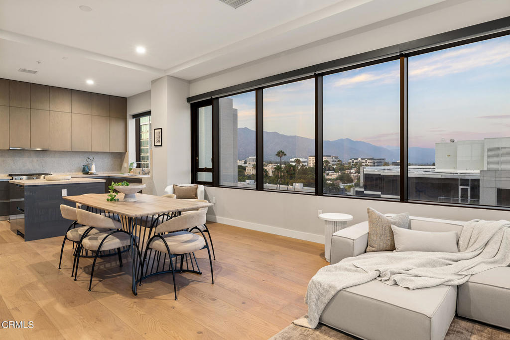 388 Cordova Street 607