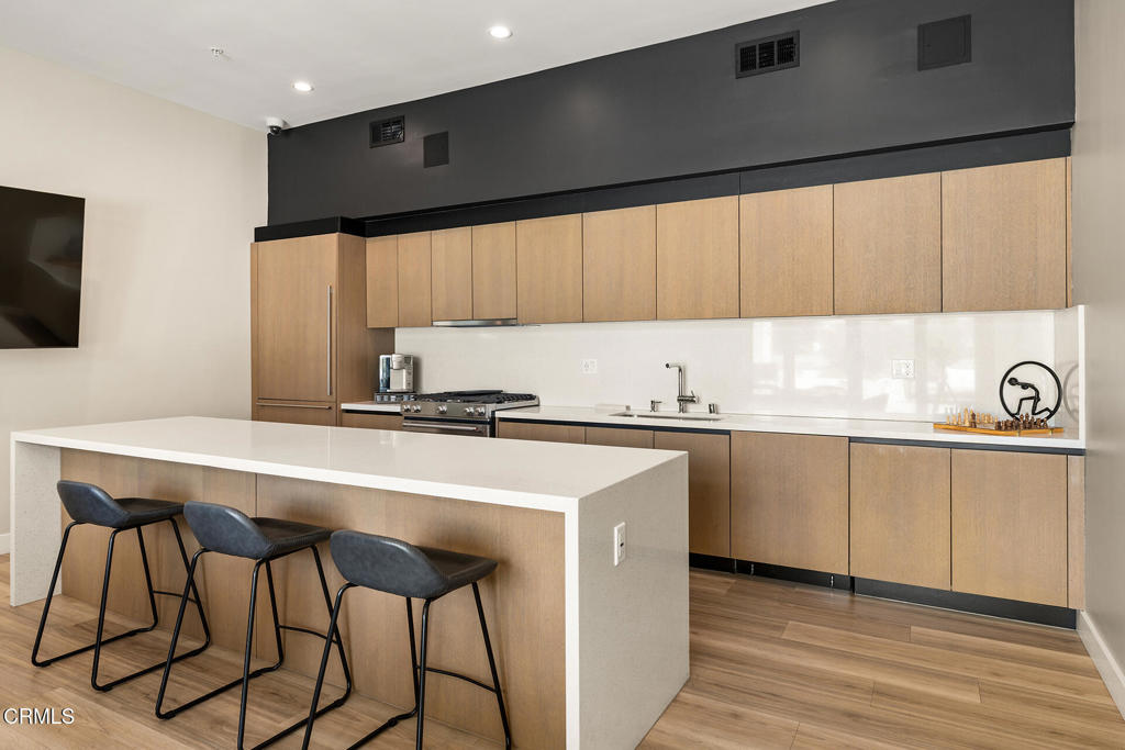 388 Cordova Street 607