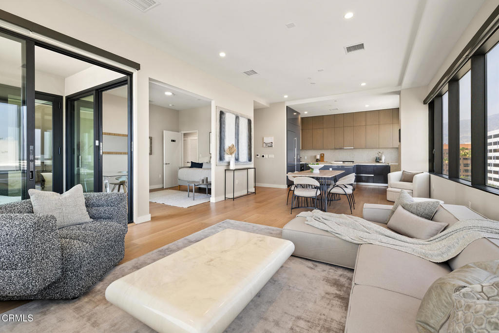 388 Cordova Street 607