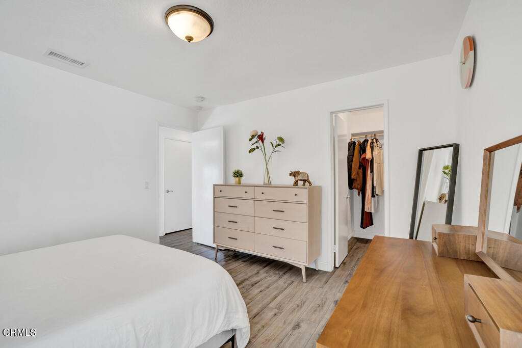 77 N Michigan Avenue 1