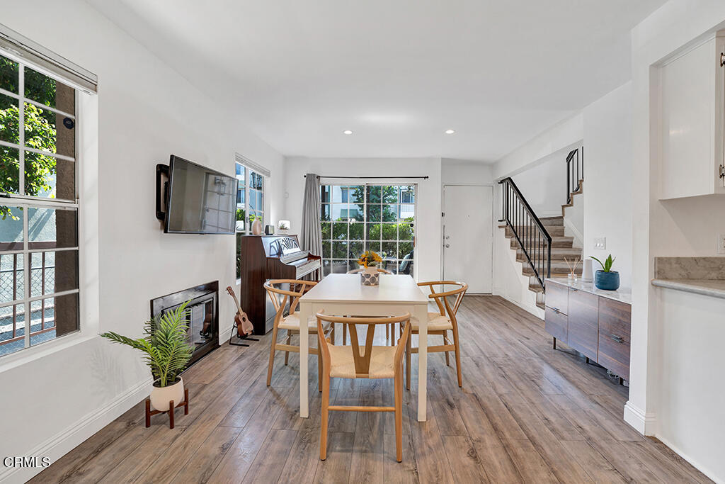 77 N Michigan Avenue 1