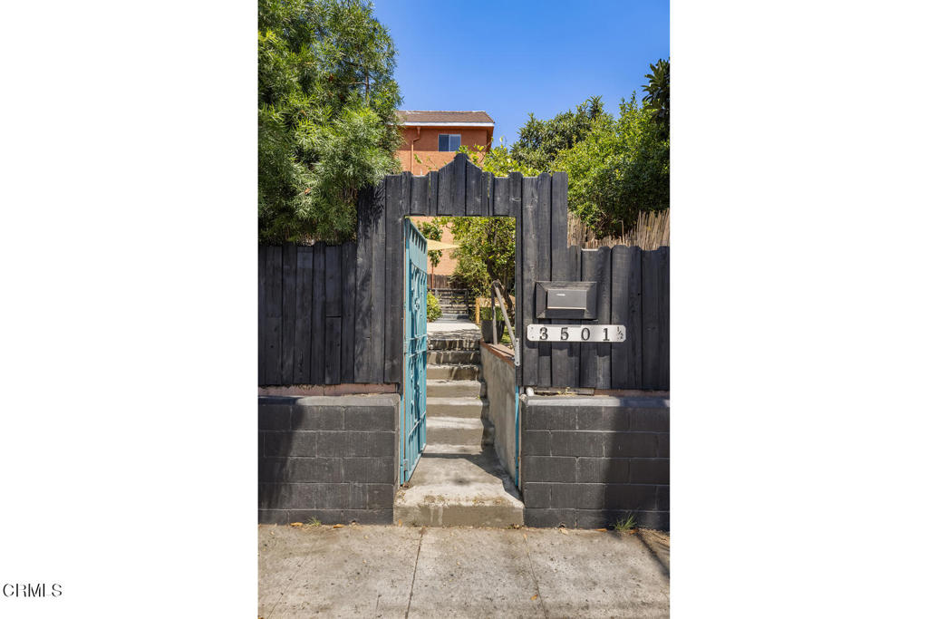 3501 N Figueroa Street