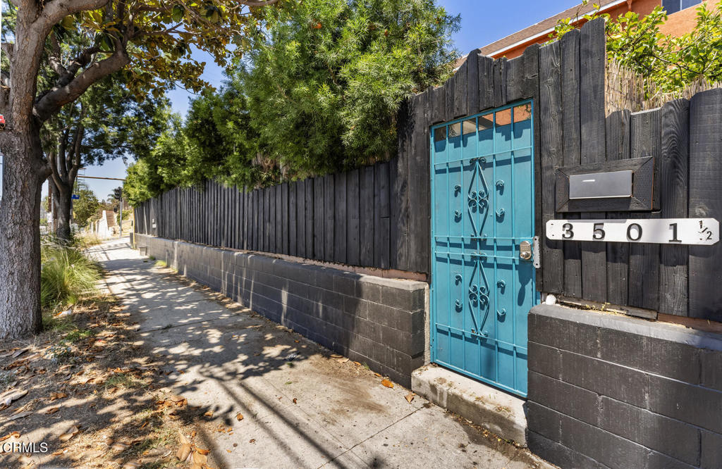3501 N Figueroa Street