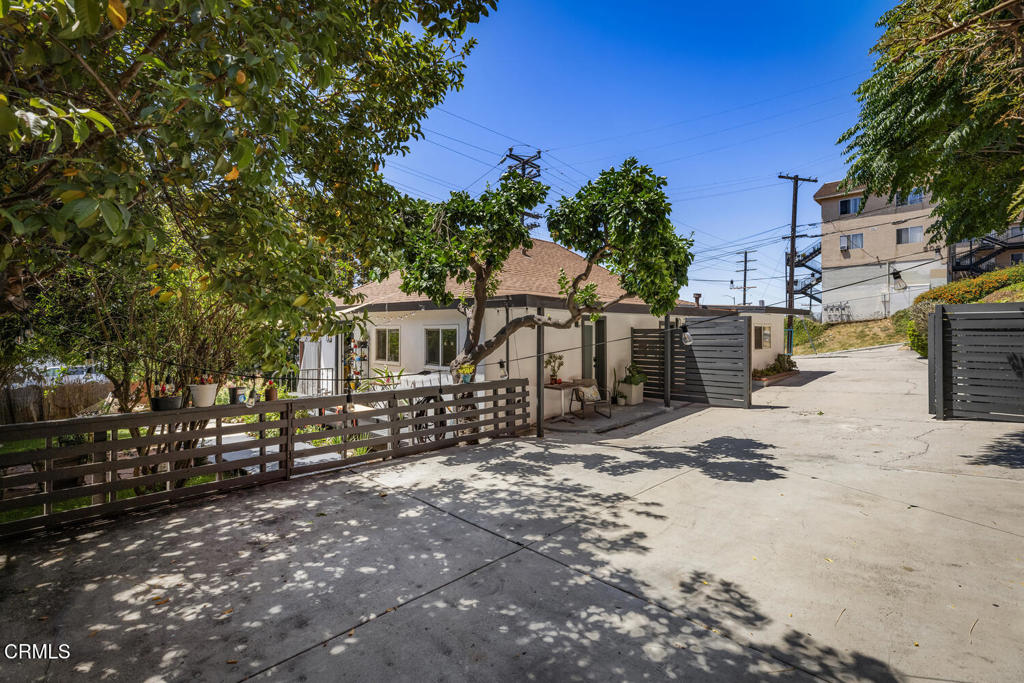 3501 N Figueroa Street