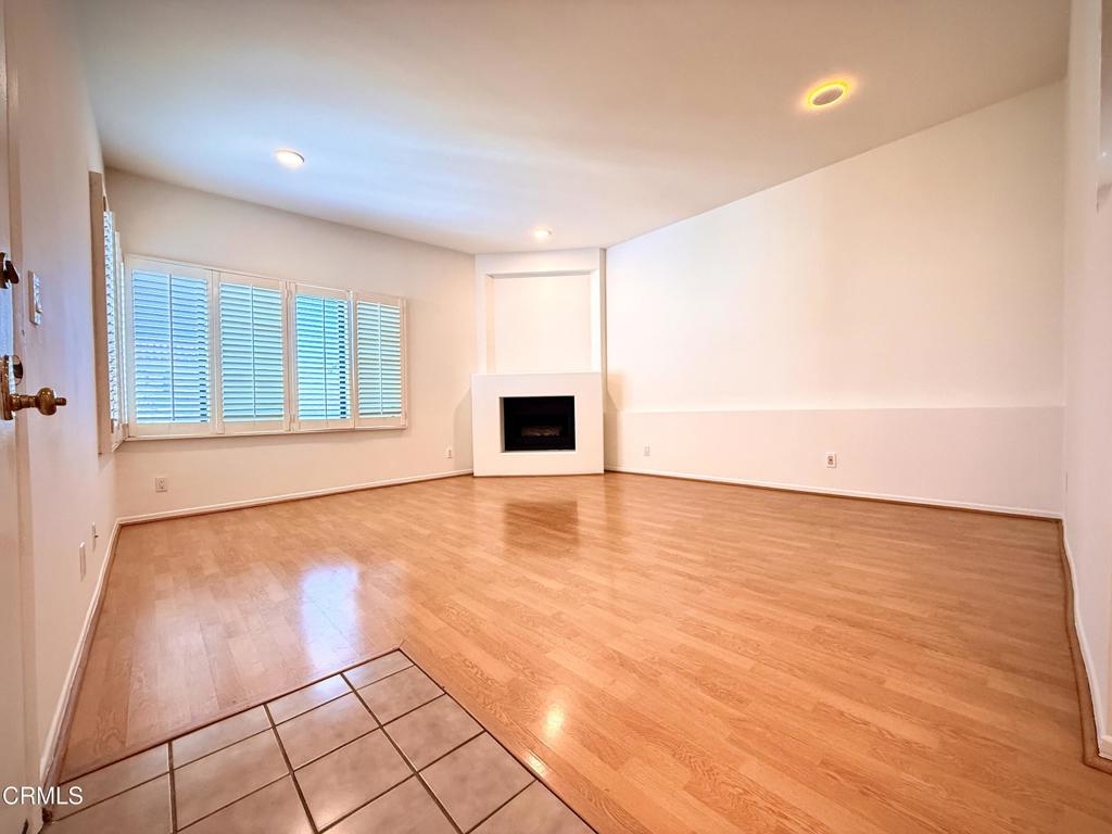 360 S Los Robles Avenue 9