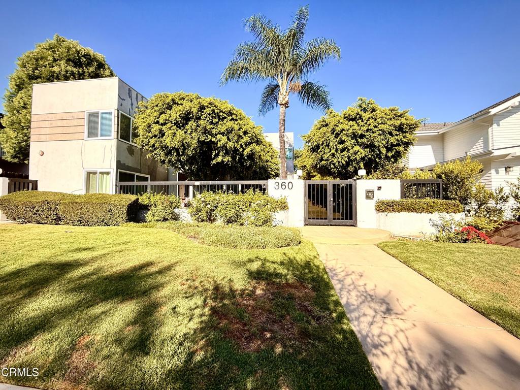 360 S Los Robles Avenue 9