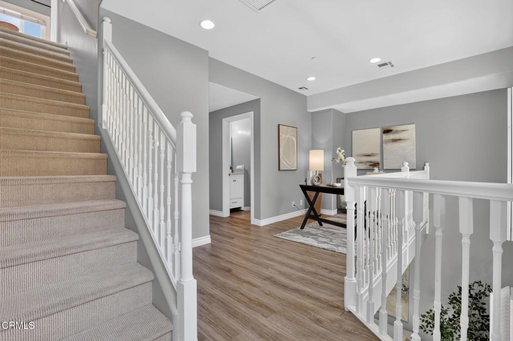 270 E Glenarm Street 105