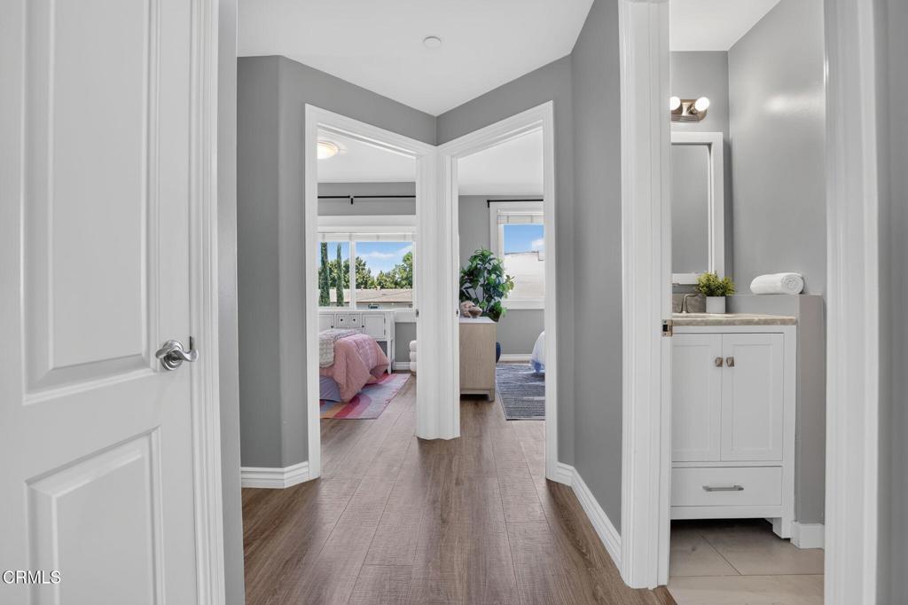 270 E Glenarm Street 105