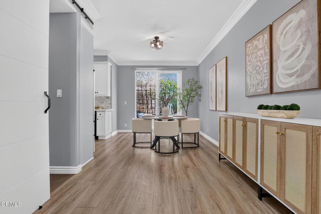 270 E Glenarm Street 105