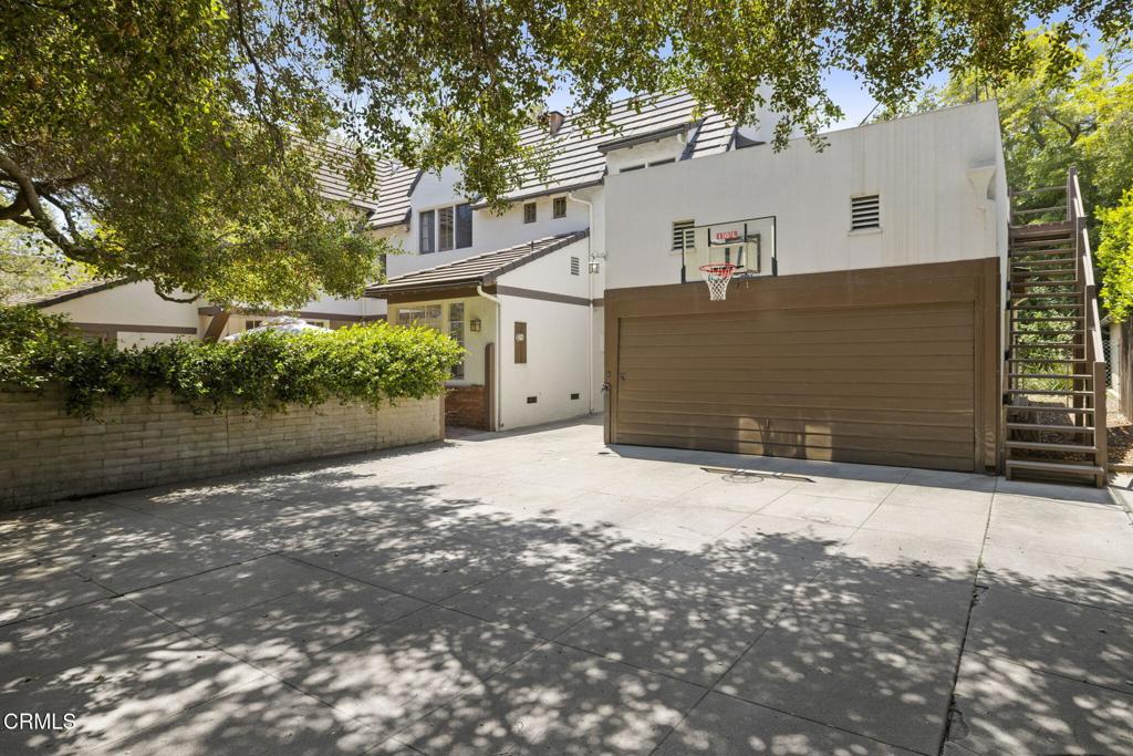 1860 Midlothian Drive