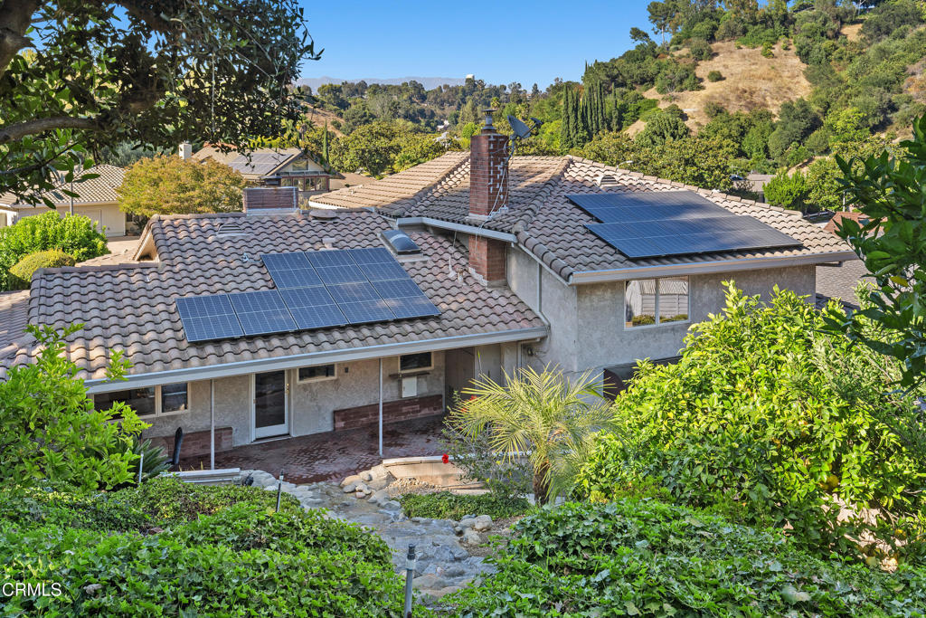 307 Los Alisos Street