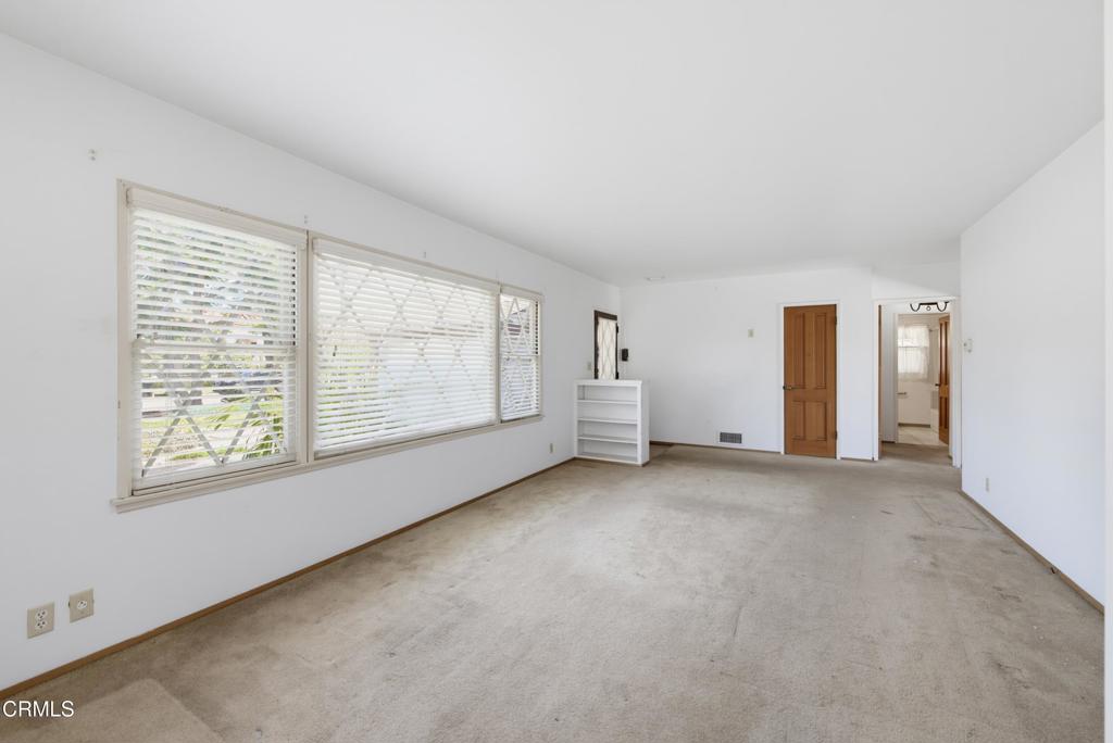 516 W Camino Real Avenue