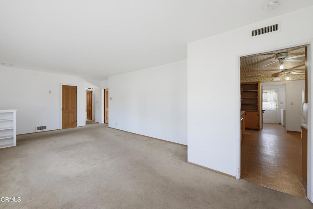 516 W Camino Real Avenue