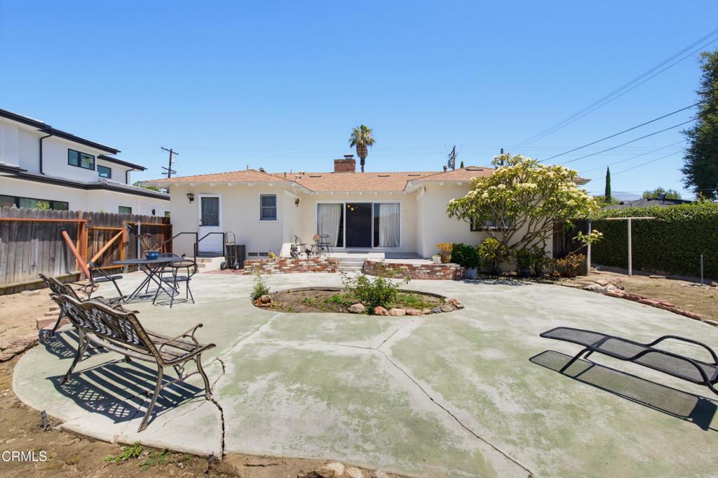 516 W Camino Real Avenue