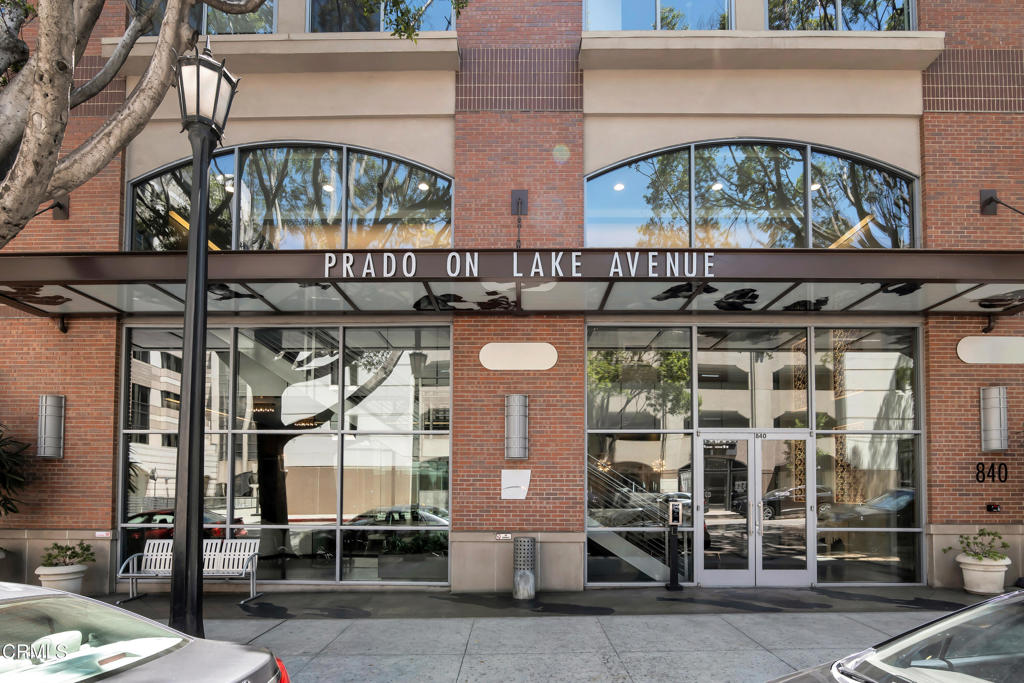840 E Green Street 329